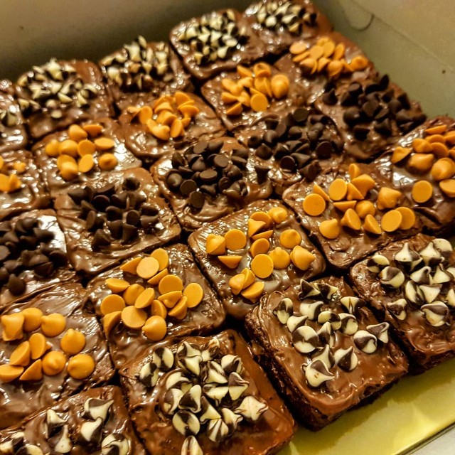 Halal Brownies, Food & Drinks, Homemade Bakes on Carousell