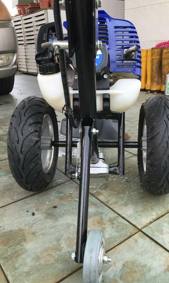 Mesin rumput / lawn mower, Everything Else, Others on Carousell