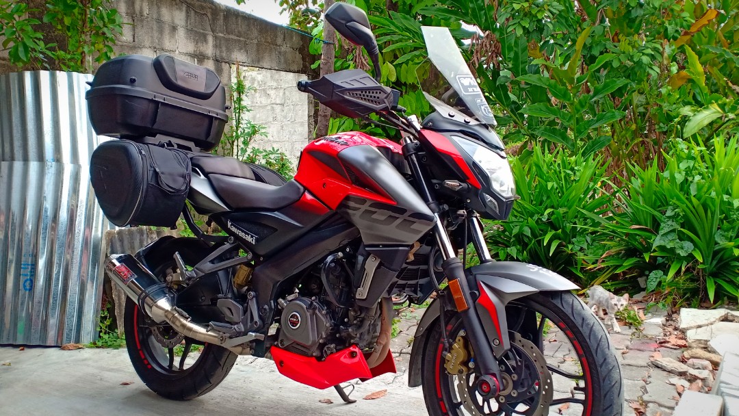 Modenas Pulsar NS200 2017 first model low mileage Motorbikes on