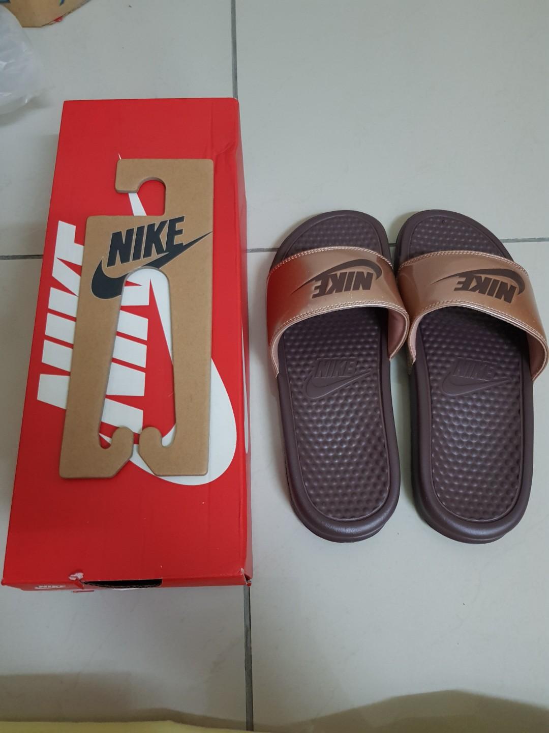 Nike Sandal, Men's Fashion, Footwear, Flipflops and Slides on Carousell