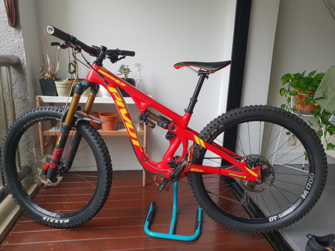 Pivot mach 5.5 hot sale xs