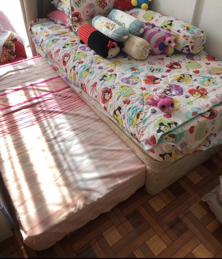 Single bed with extra mattress hotsell