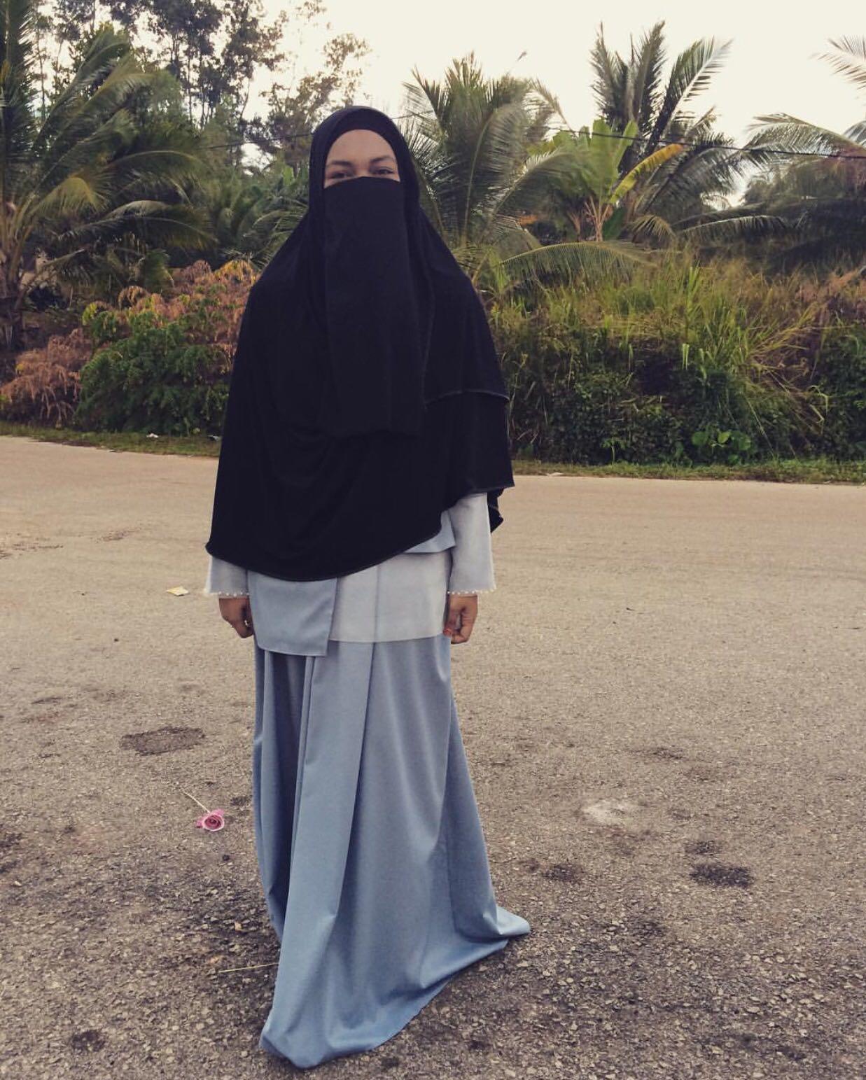 Tudung Labuh Instant Women S Fashion Clothes Others On Carousell