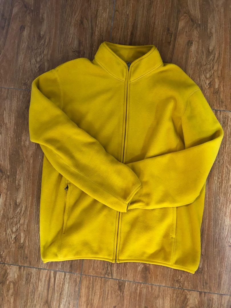 Uniqlo hotsell yellow jacket