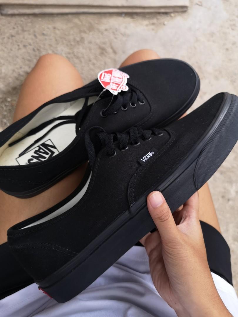 all black vans size 10