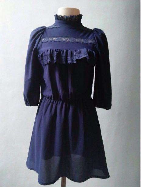 Victorian Turtle Neck Dress (Category: Dresses) located in Makati City. Submitted by joyness2theworld (Listing ID 248041108, Image 1). Description: Very classy and elegant.