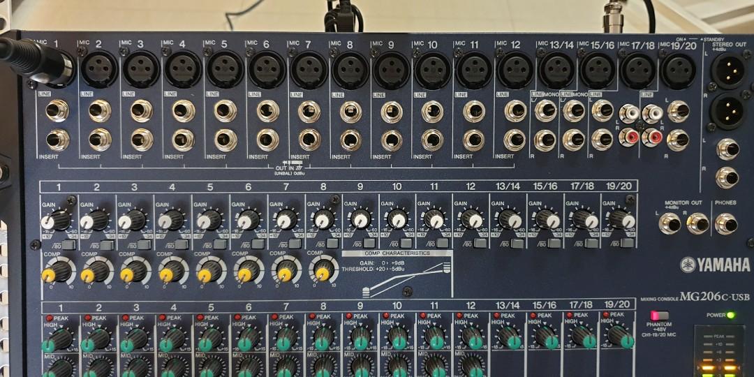 Yamaha MG206CUSB 20 Input 6 Bus USB Rack Mountable Audio Analog Mixer