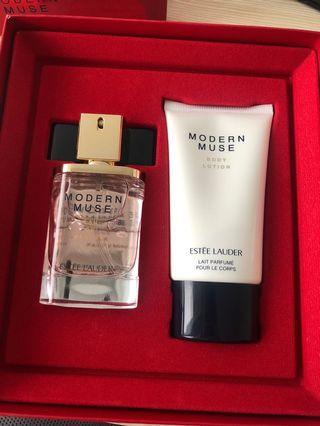 Estée Lauder modern muse perfume and body lotion set