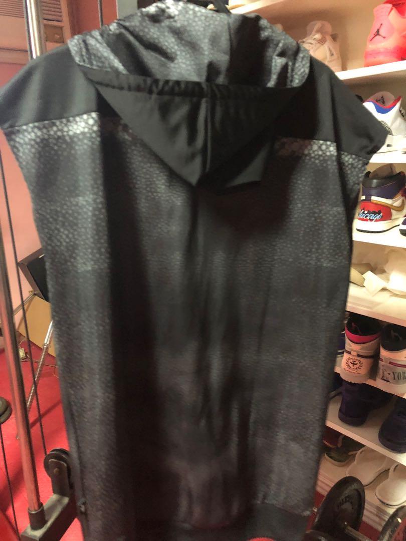 Adidas sleeveless polyester hoodie (Category: Tshirts & Polo Shirts ) located in Manila. Submitted by bachus (Listing ID 248295863, Image 2). Description: New Adidas sleeveless polyester hoodie size medium.