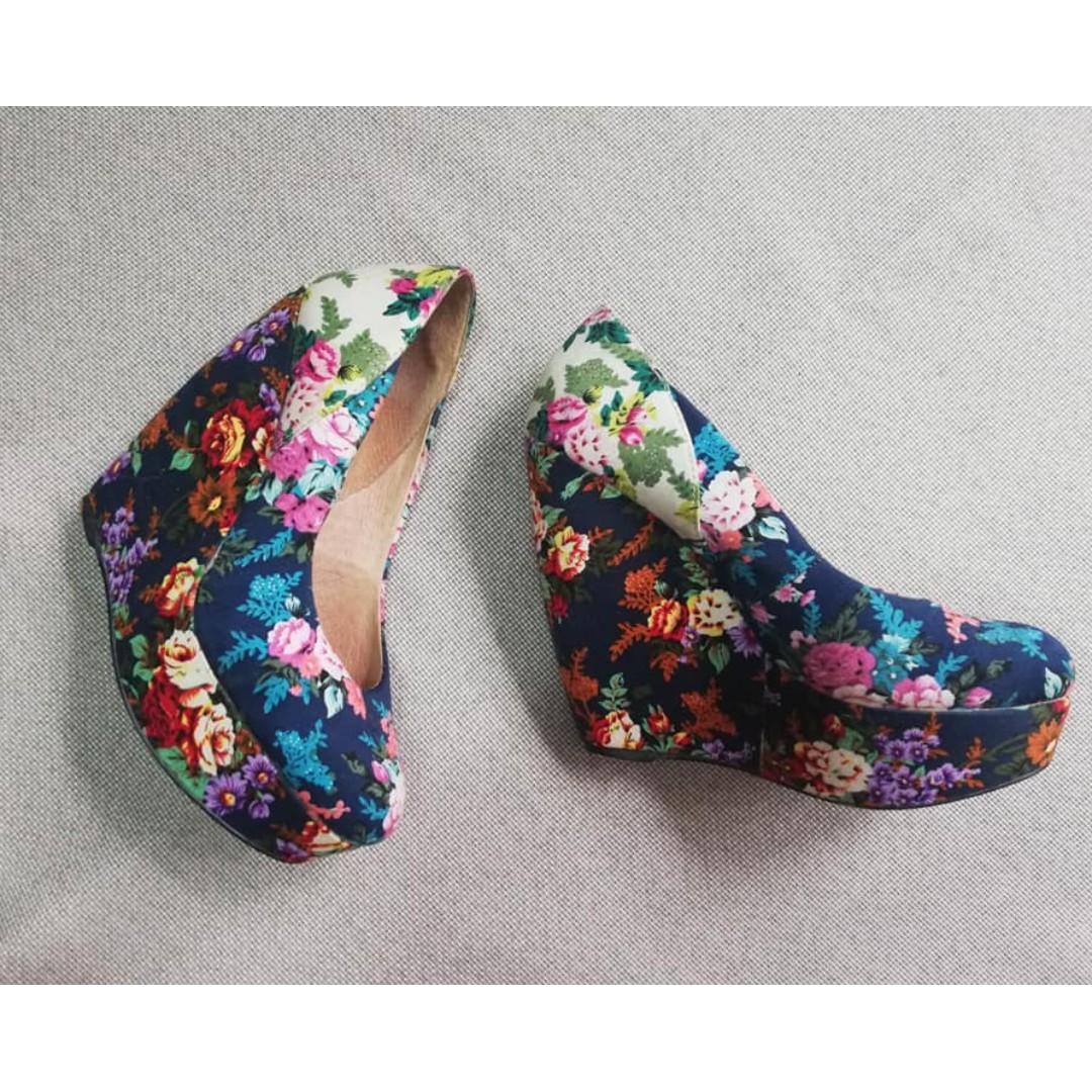 aldo floral shoes