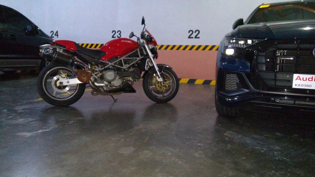 Big bike Ducati Monster 916 S4 bigbike Cafe Racer
