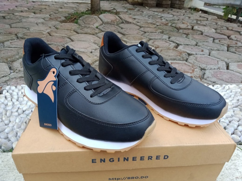 Brodo base black hotsell gum sole