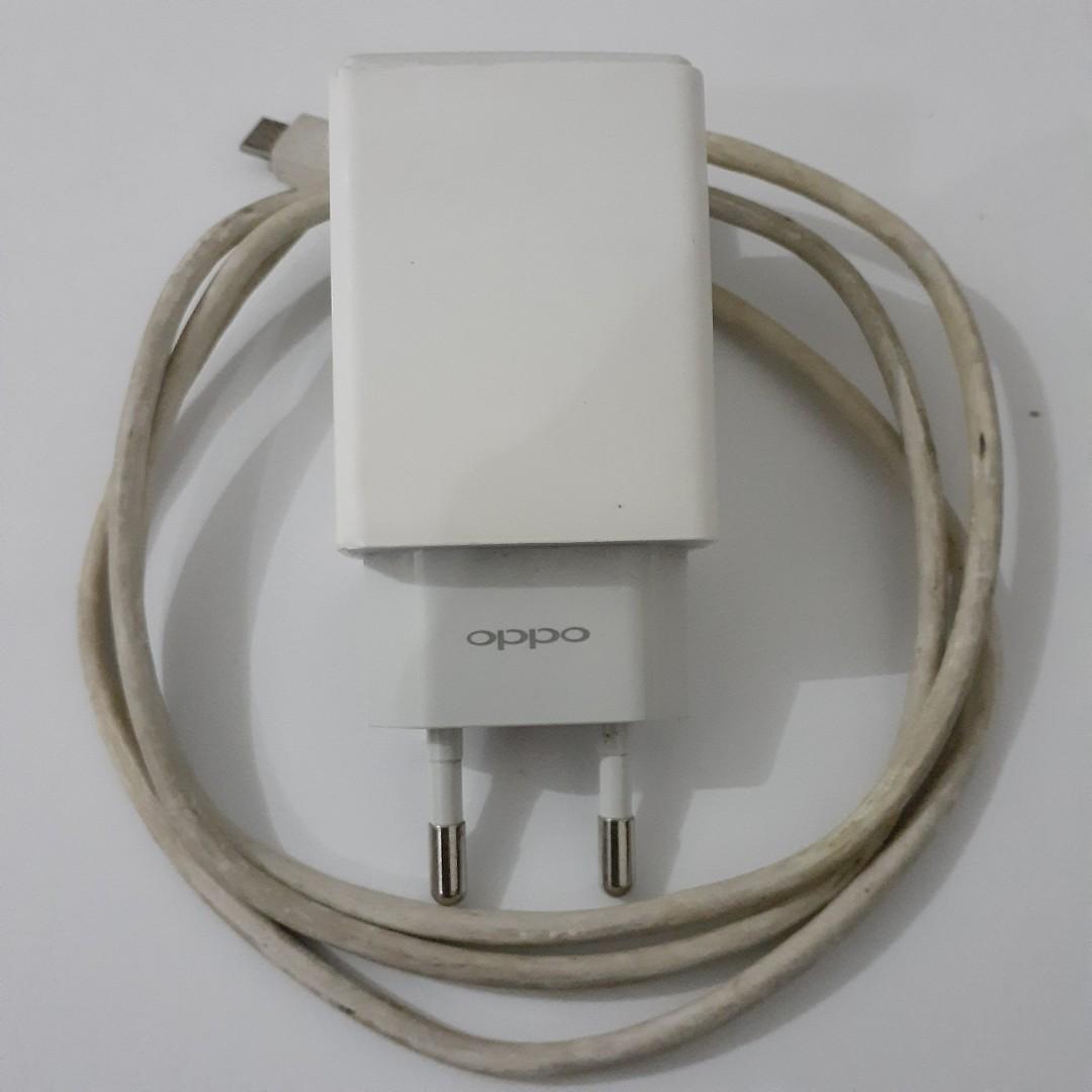Jual Cepat Charger Oppo Original Telepon Seluler Tablet Aksesoris Tablet Handphone Power Bank Charger Di Carousell Jual Cepat Charger Oppo Original Telepon Seluler Tablet Aksesoris Tablet Handphone Power Bank Charger Di Carousell