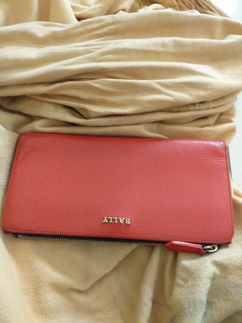 Dompet bally 1.2 original, Fesyen Wanita, Tas \u0026 Dompet di Carousell