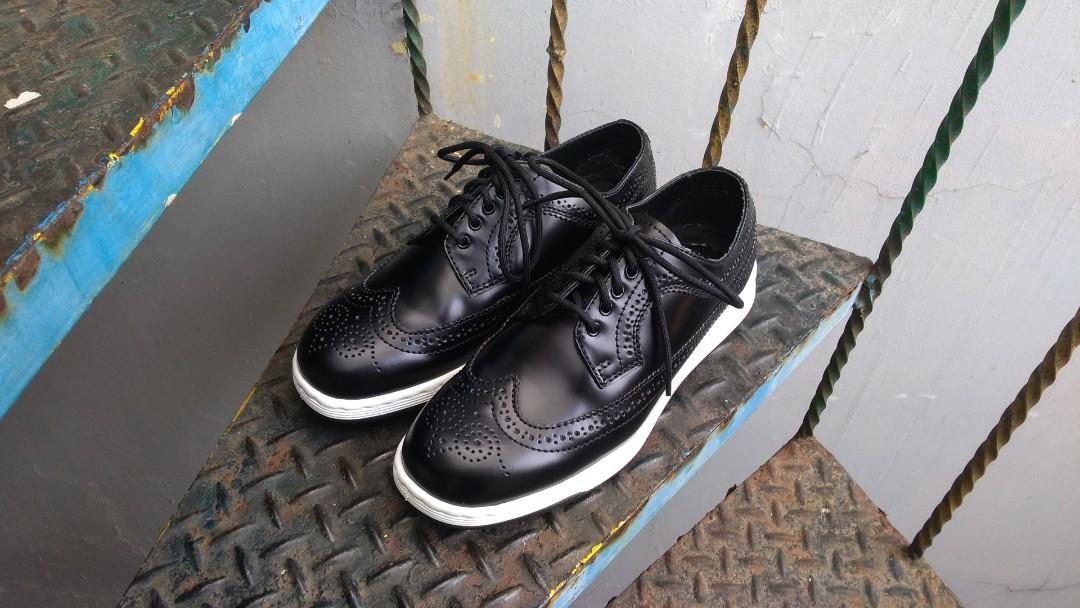 Dr martens gabe sale