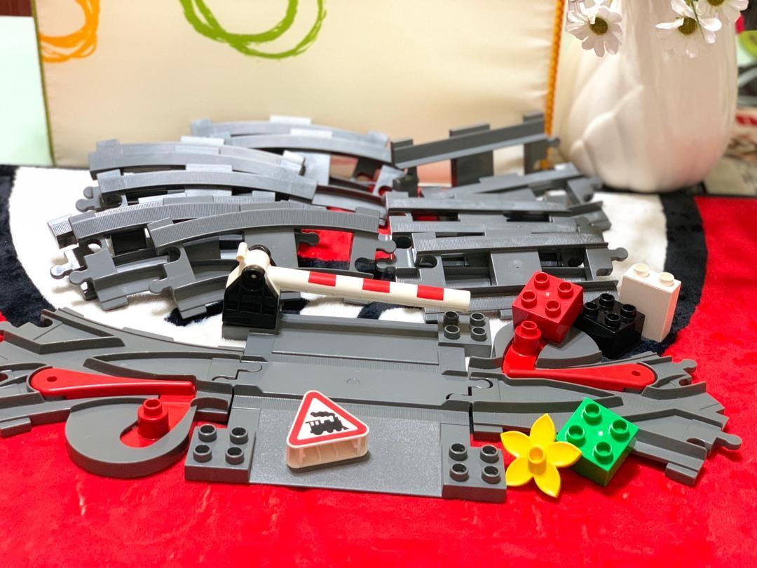 Duplo train accessories top