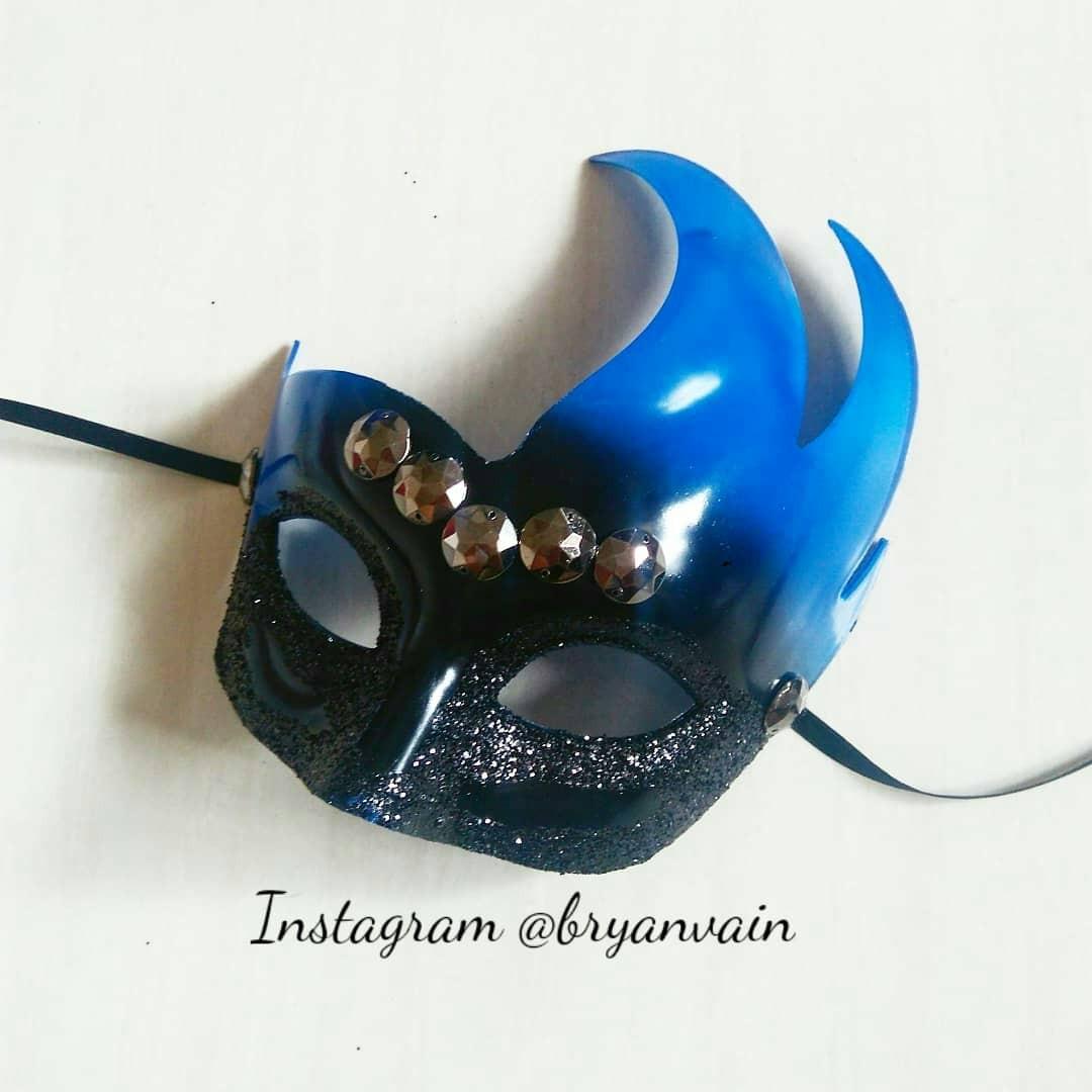 Masquerade Mask Blue (Category: Scarves) located in Pasig City. Submitted by bryanvain (Listing ID 248327850, Image 1). Description: Perfect for your masquerade parties! These are made by hand with love..