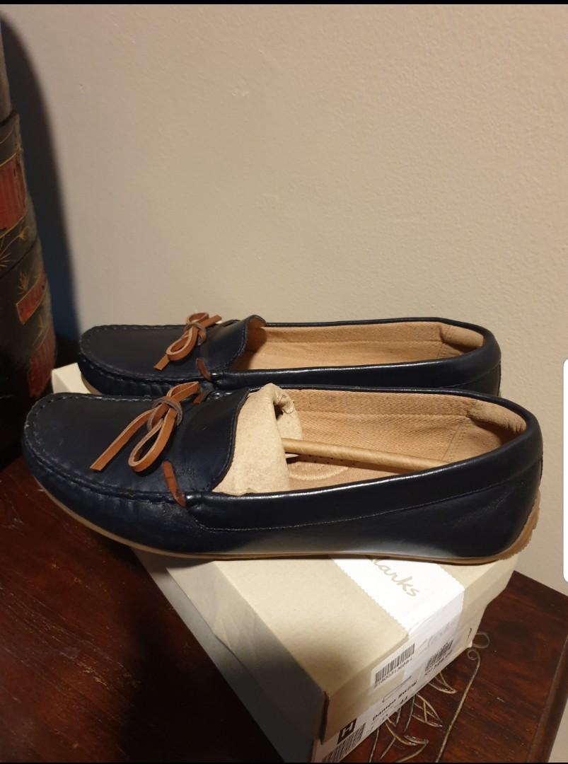 clarks boots kids white