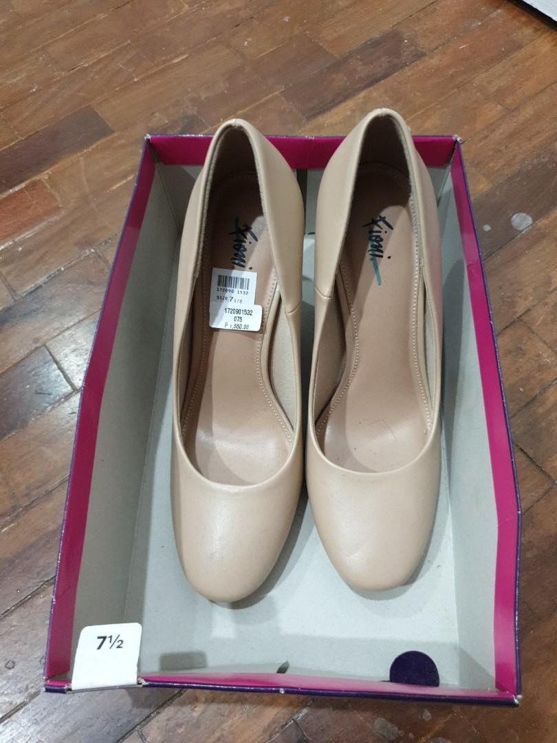 beige heels payless