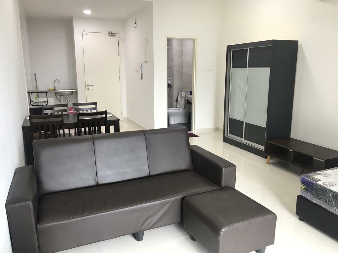 Rent sks pavillion studio , jb town, Property, Rentals on Carousell