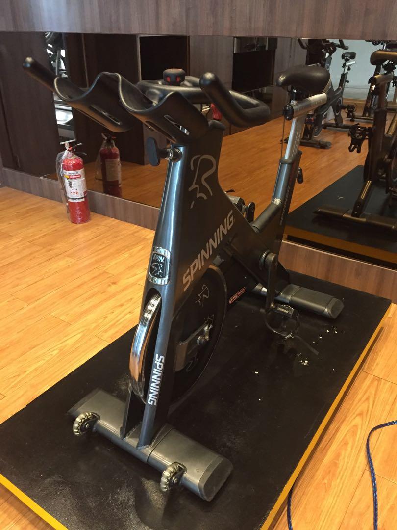 star trac blade spin bike