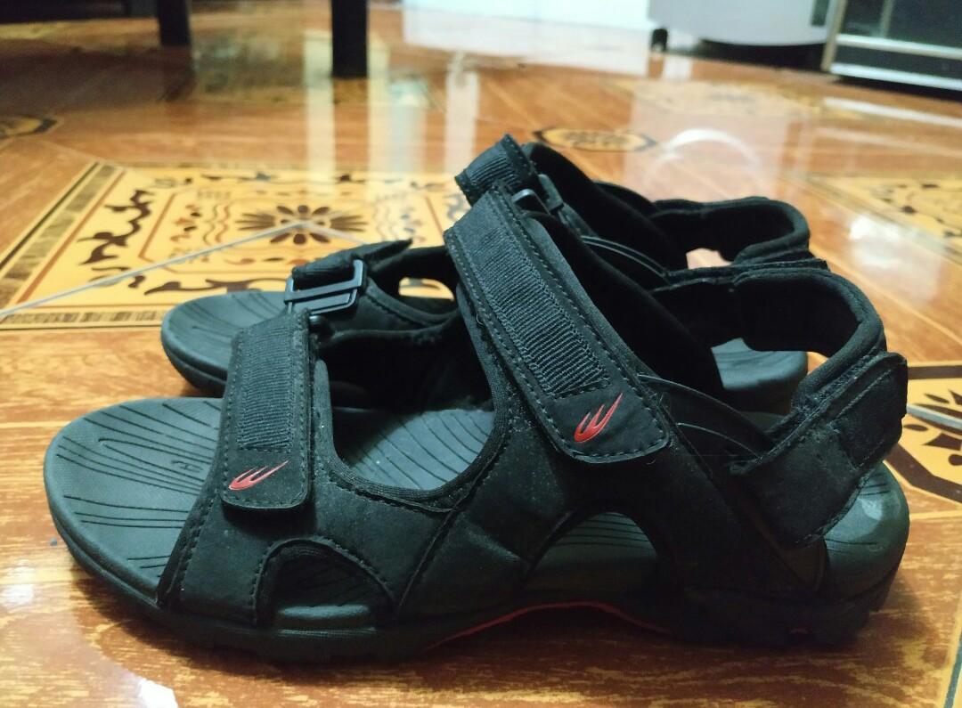 world balance sandals for hiking