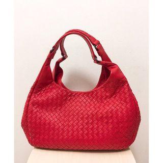 LARGE RED BOTTEGA VENETTA CAMPANA BAG IN NERO INTRECCIATO NAPPA
