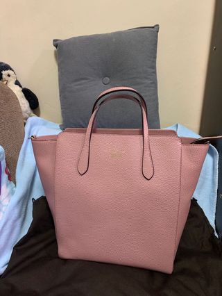 (Category: ) located in . Submitted by samanthablim (Listing ID 248356514, Image 1). Description: .