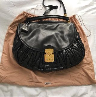 (Category: ) located in . Submitted by ladyx (Listing ID 137348832, Image 1). Description: .