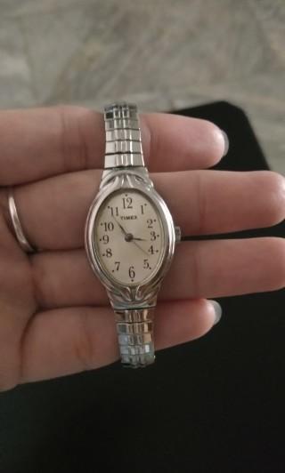 Timex Womens Watch Women S Fashion Watches On Carousell