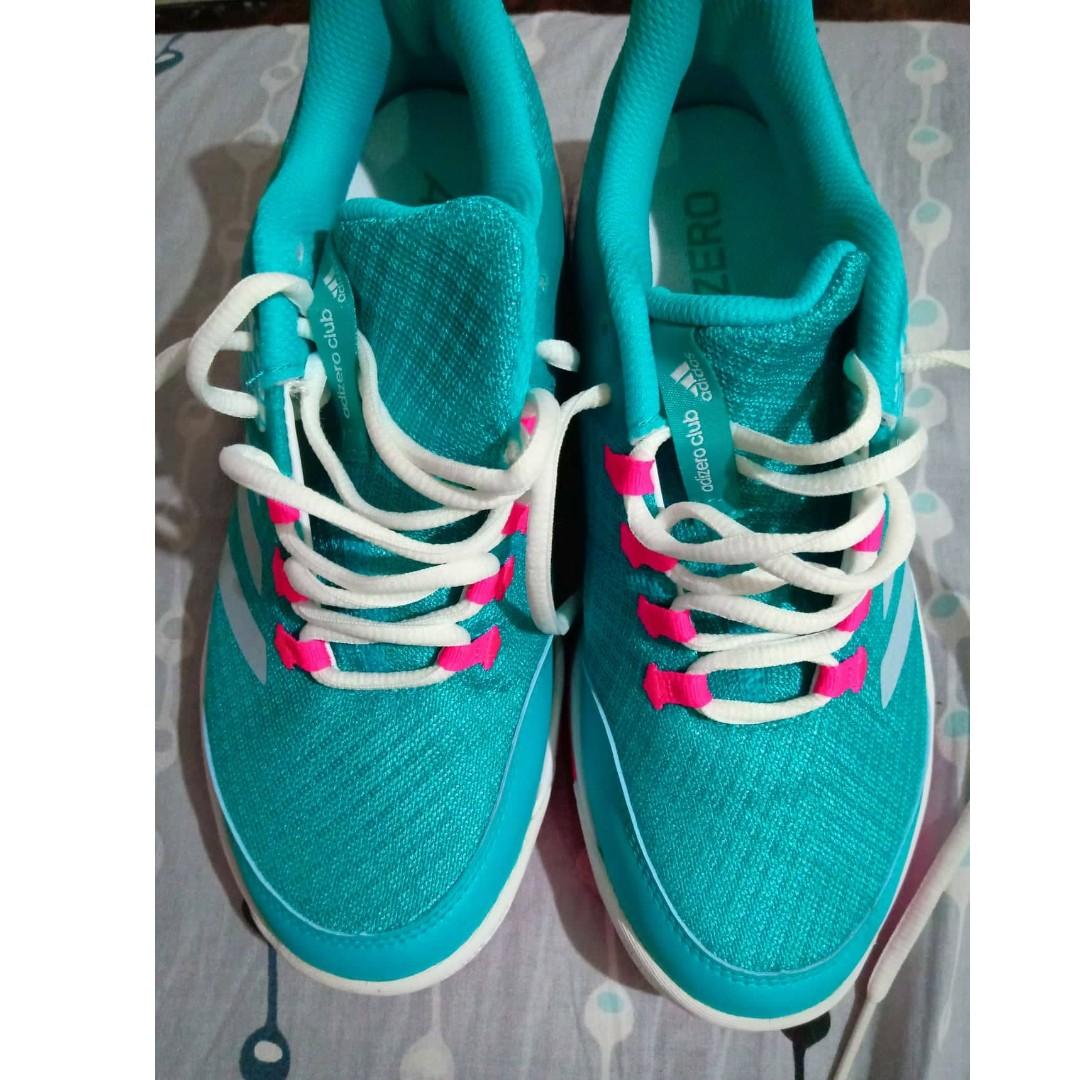 aqua shoes sm megamall