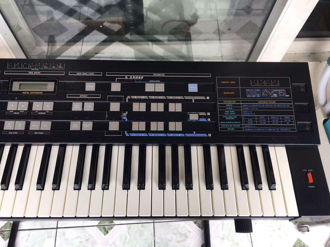 Casio cz3000 japan vintage synthesizer keyboard, Hobbies & Toys, Music