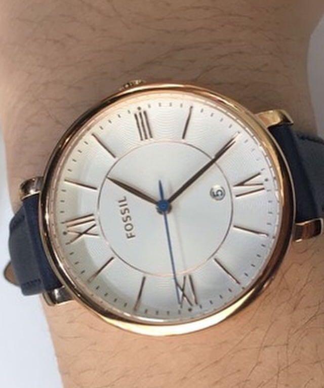 FOSSIL 3843