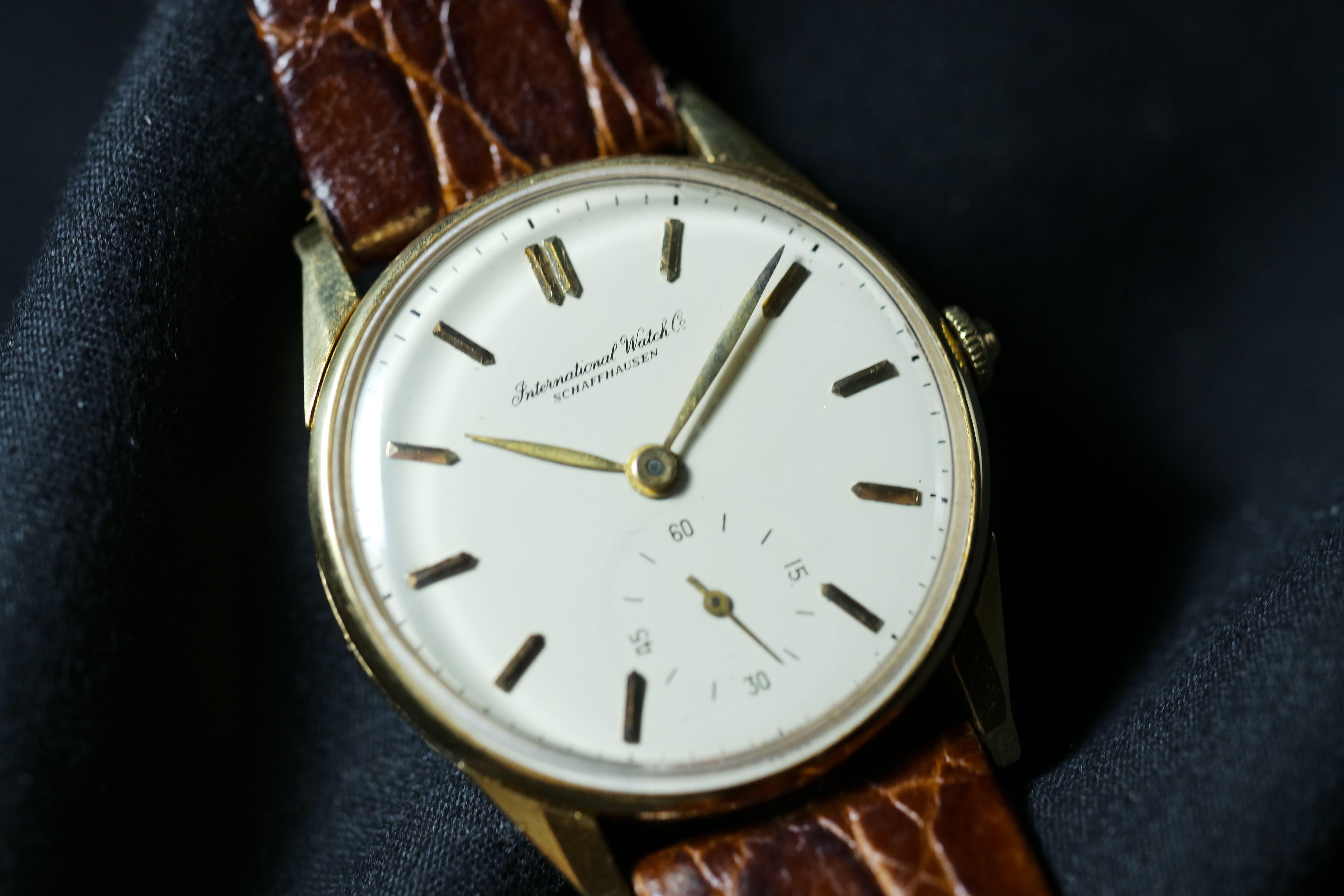 IWC 18k Gold C83 Wristwatch Manual