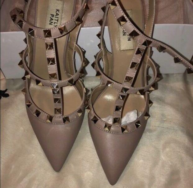 Kaitlyn best sale pan valentino