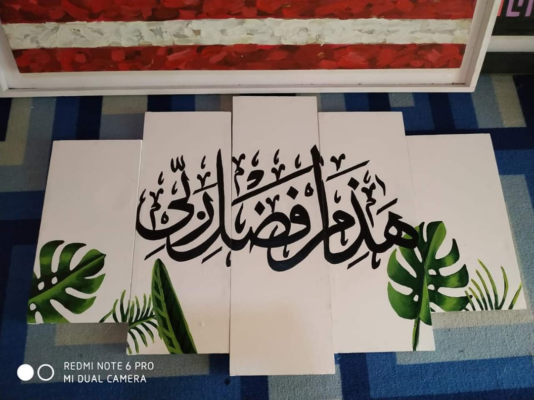 Lukisan Kaligrafi Minimalis Desain Kerajinan Tangan Karya Seni Di Carousell