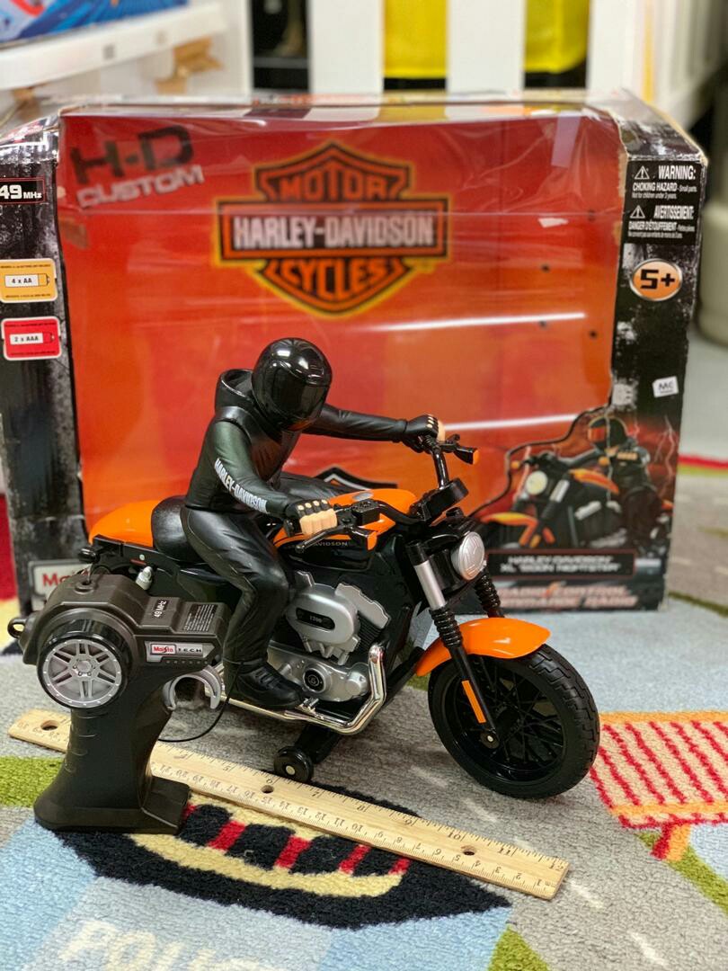 Maisto harley hotsell davidson remote control