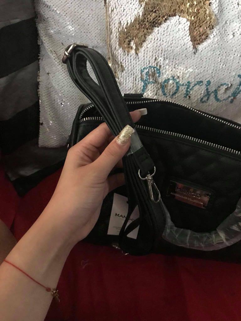 Mango Bag (Category: Cross-body Bags) located in Del Monte. Submitted by kamiseteeph_ (Listing ID 248394577, Image 3). Description: .