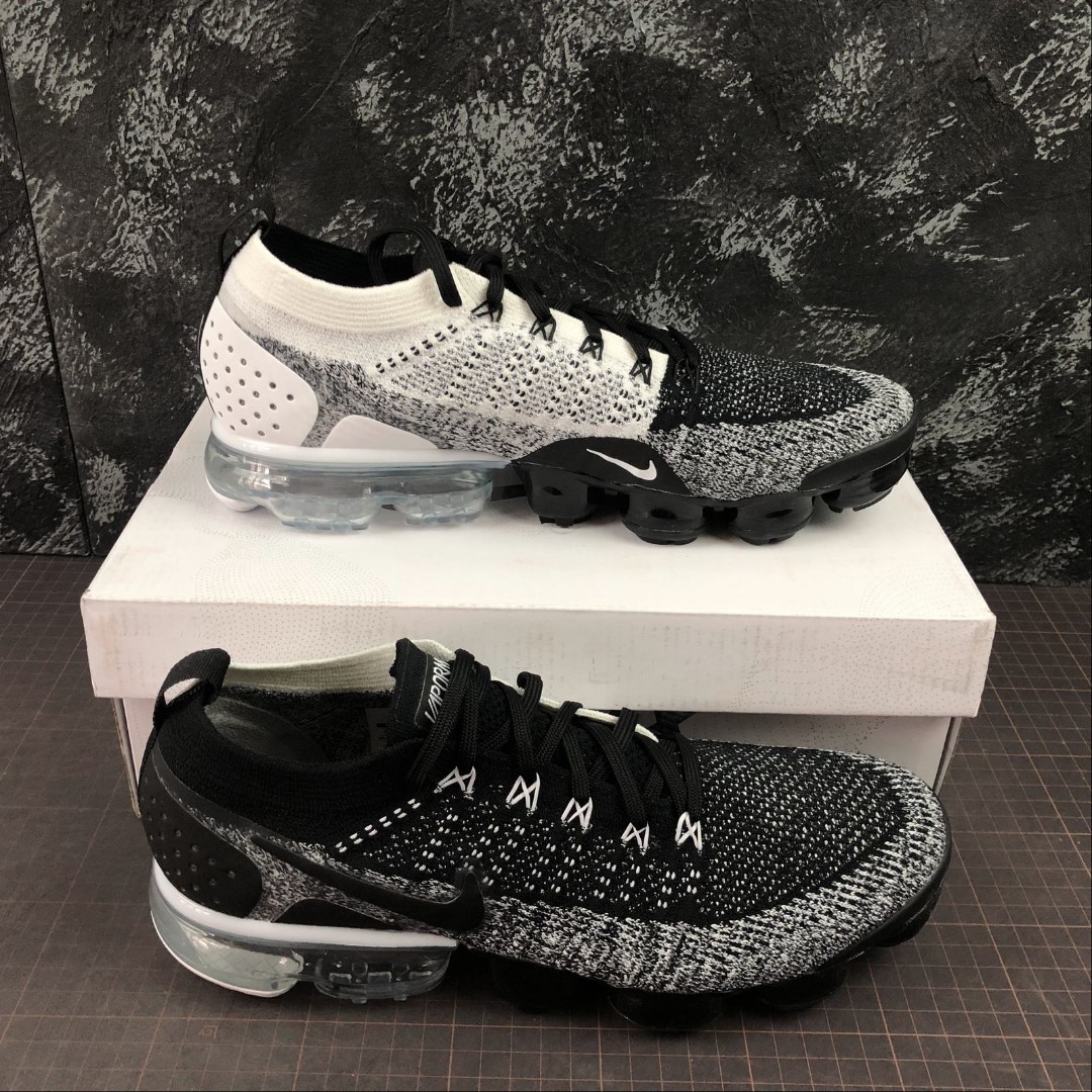 Vapormax orca online