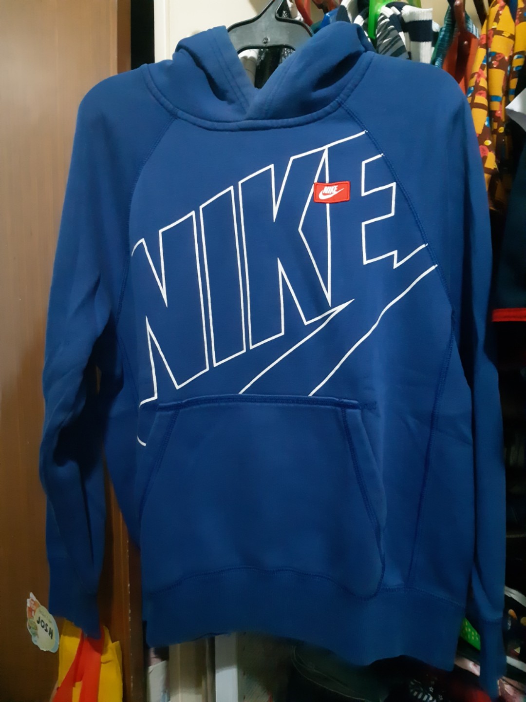 basic hoodie nike