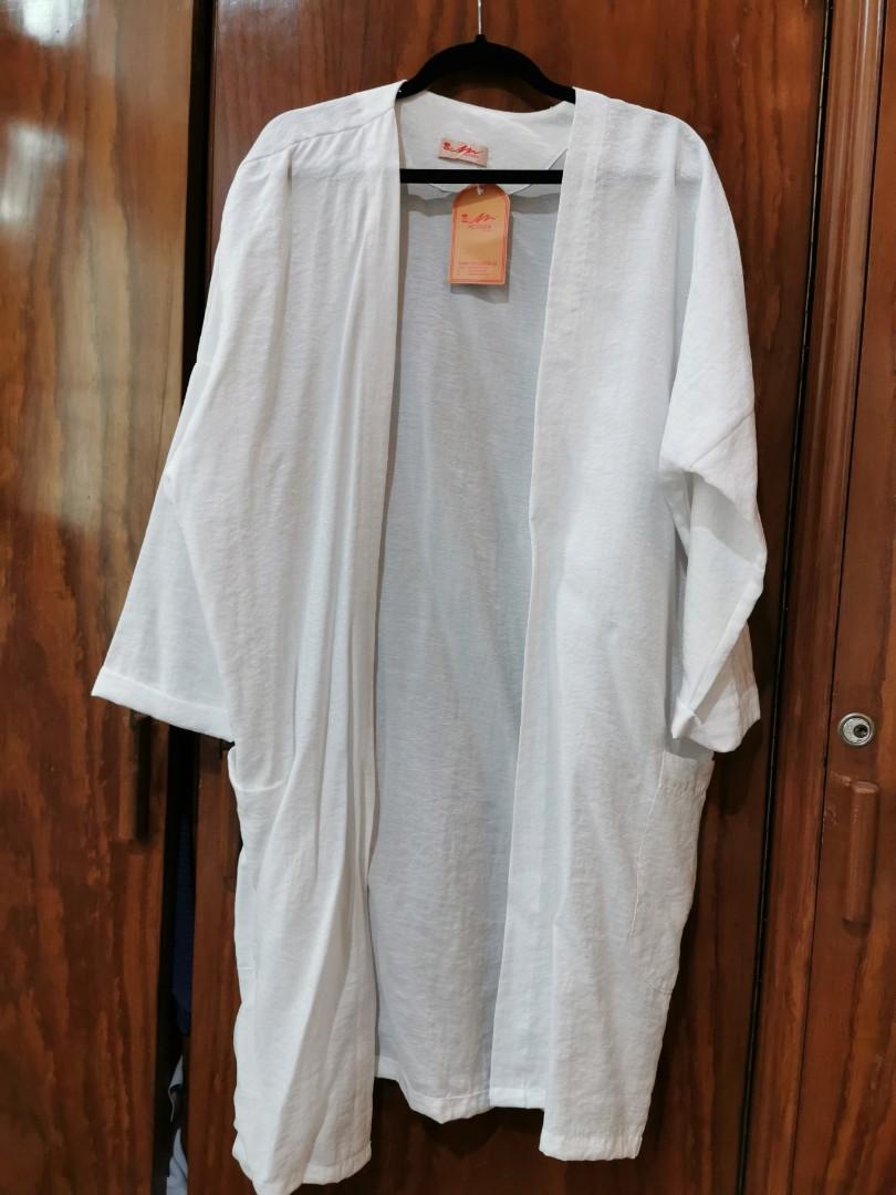 Outer Brand Meccanism By Zaskia Mecca Original 100 New With Tag Fesyen Wanita Pakaian Wanita Baju Luaran Di Carousell