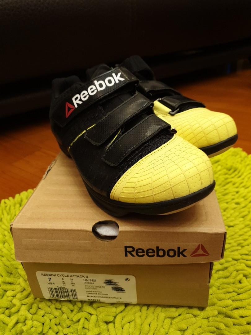 99% new Reebok cycle attack U 單車lock鞋, 男裝, 鞋, 西裝鞋- Carousell