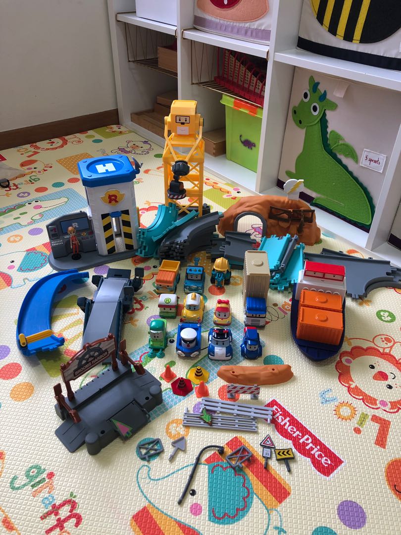Robocar online poli playset
