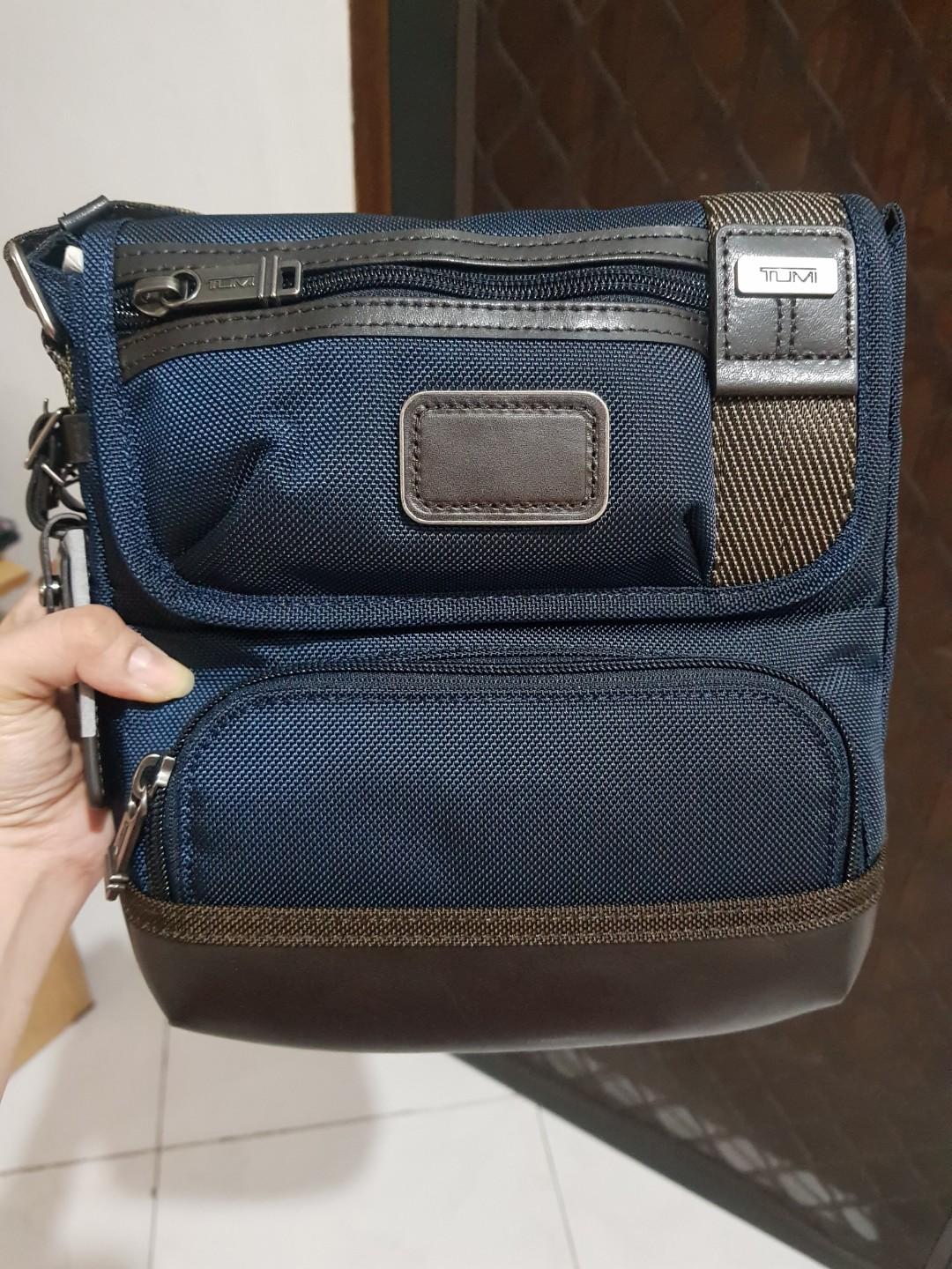 tumi kerby