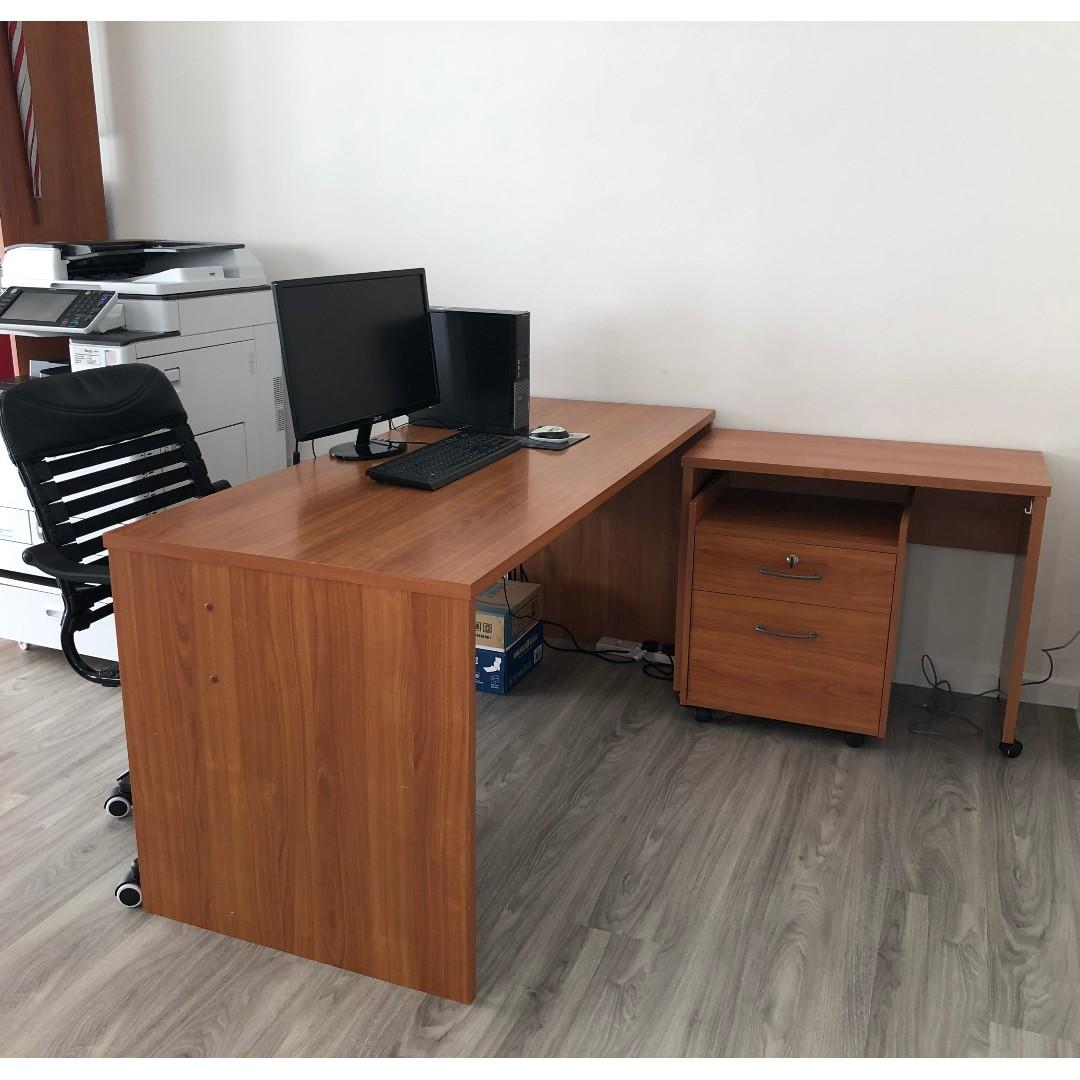 Used office table online and chairs