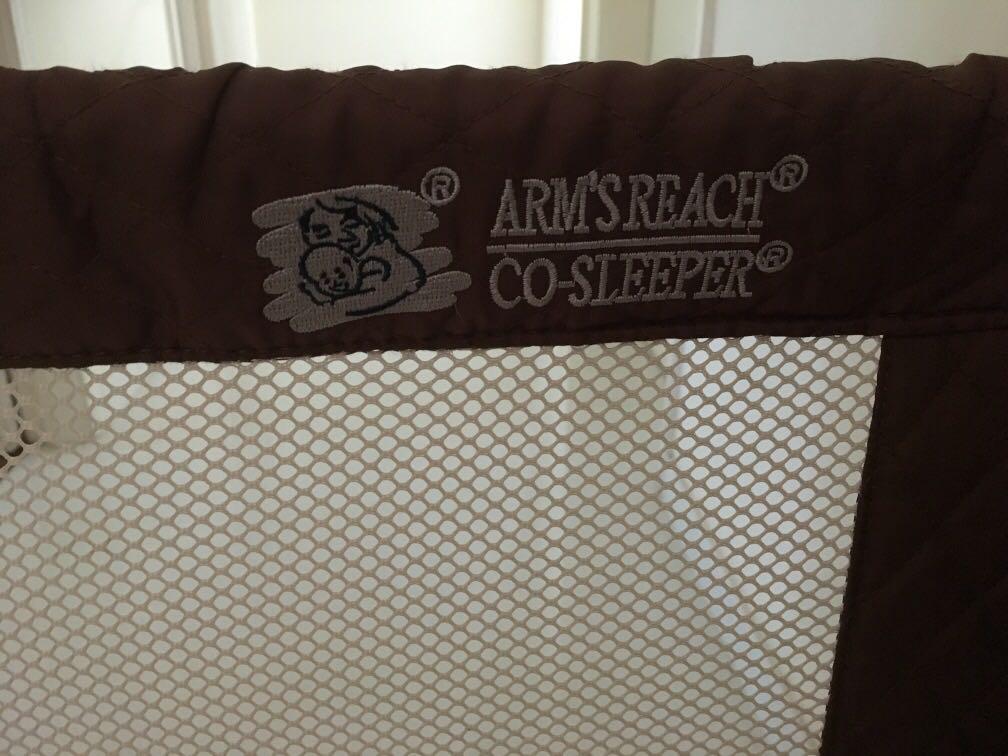 Arm Reach CoSleeper ClearVue, Babies & Kids, Baby Nursery & Kids