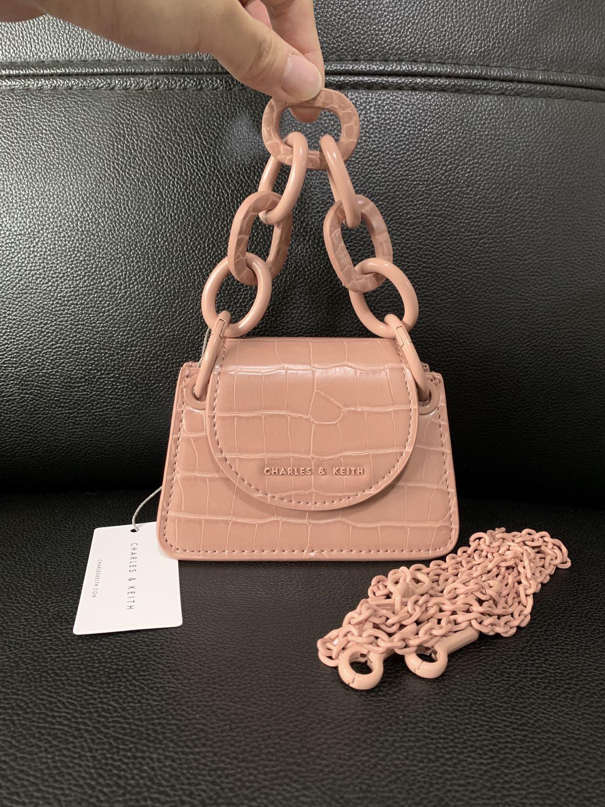 Black Chunky Chain Link Small Shoulder Bag Charles Keith Us