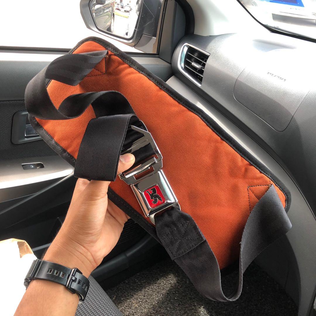 Chrome Victor Belt Sling Bag