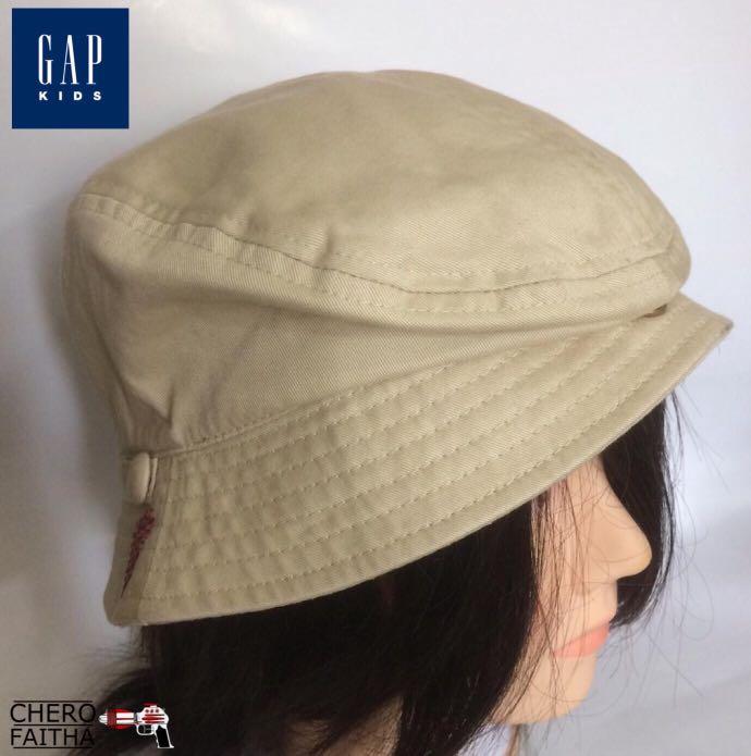 Gap beret top