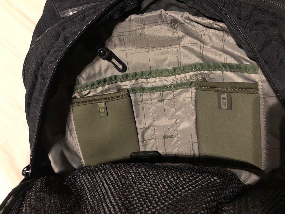 dakine patrol backpack